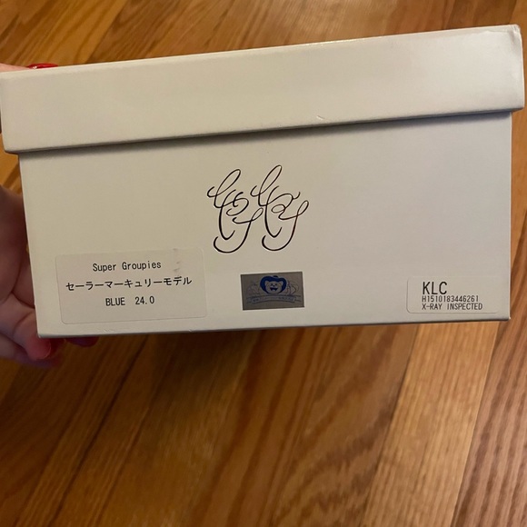 Sailor Moon x Tyake Tyoke heels - Picture 7 of 8